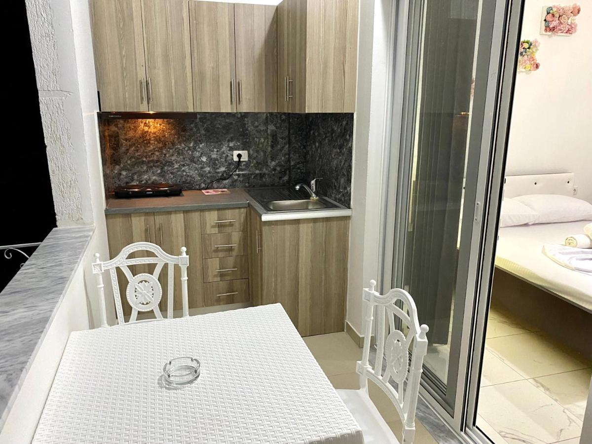 Apartmente Pamela Саранде Екстериор снимка