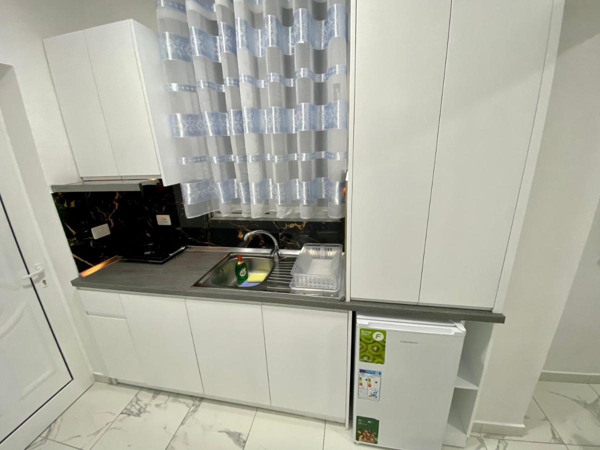 Apartmente Pamela Саранде Екстериор снимка