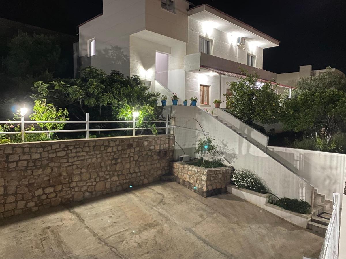 Apartmente Pamela Саранде Екстериор снимка