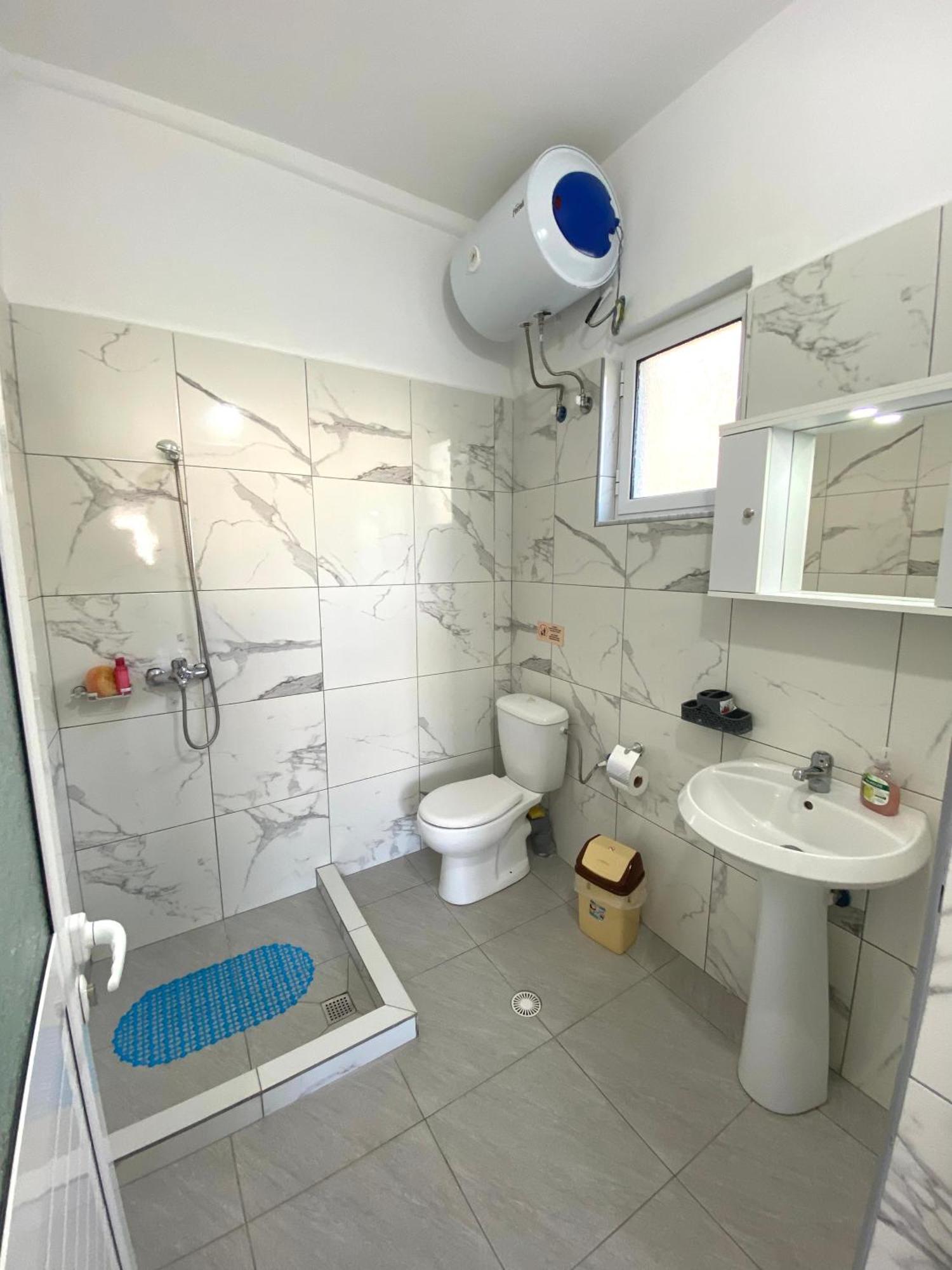 Apartmente Pamela Саранде Екстериор снимка